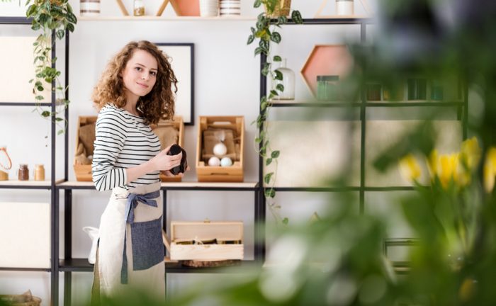 Why, how and when to sell retail in your hair salon?