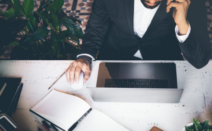 traits to look for in a beauty salon manager