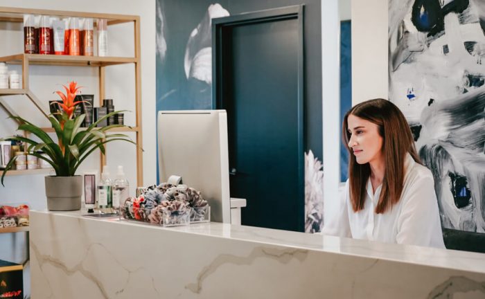 receptionist in a beauty salon